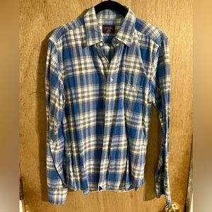Untuckit Men’s Small Slim Fit Flannel Shirt
